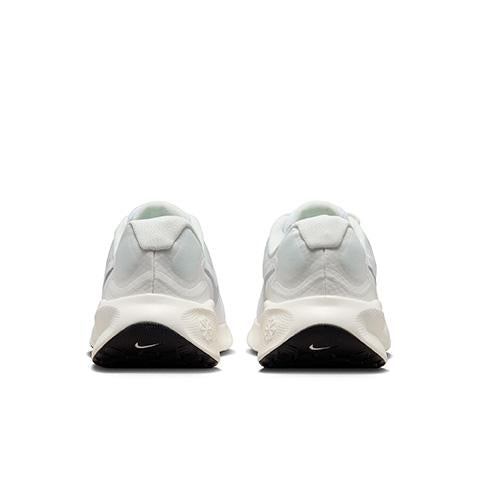 Nike Revolution 7 Road Runn
