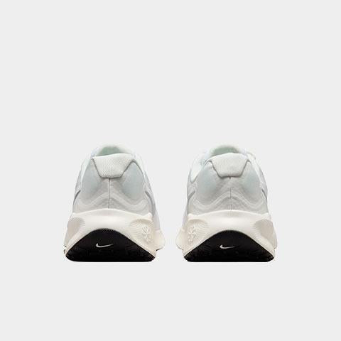 Nike Revolution 7 Road Runn