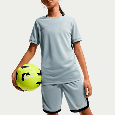 Pantalón Nike Academy Corto De Fútbol DrI-Fit De 18 cm - Niño/a
