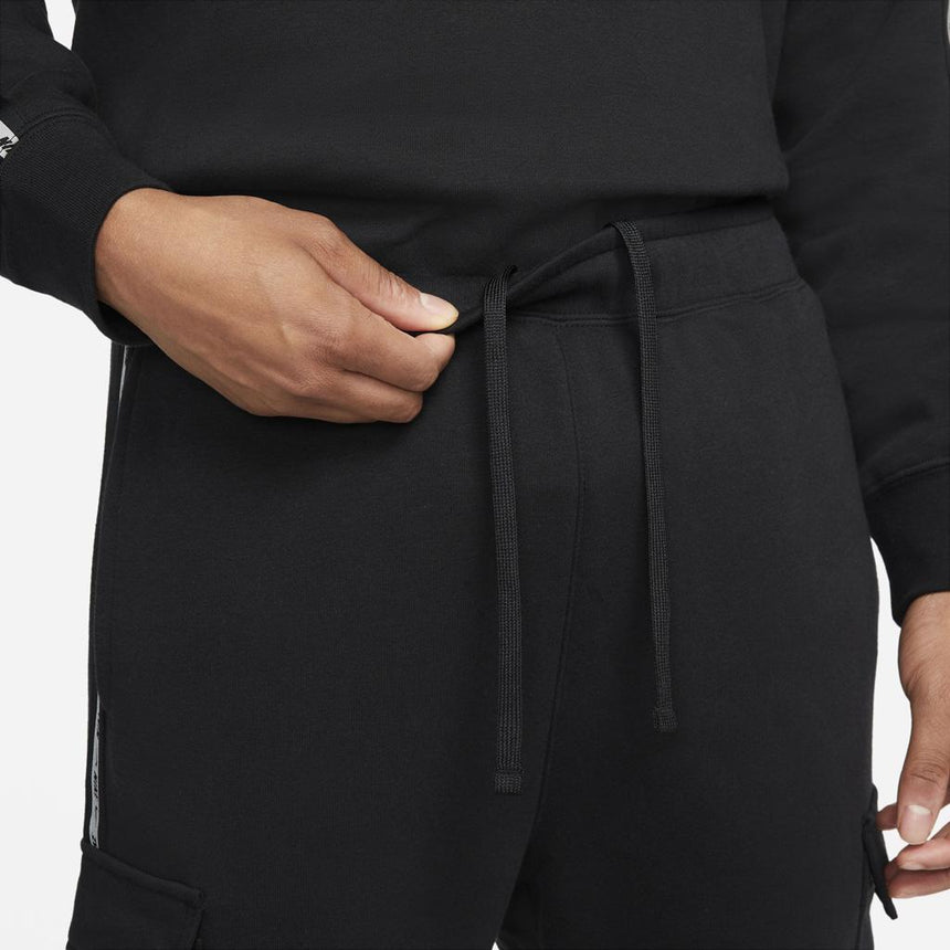 Nike Sportswear Essential