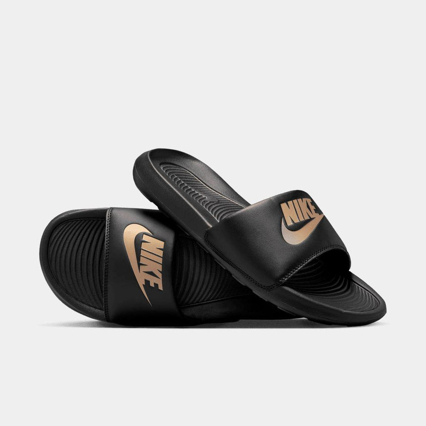Nike Victori One